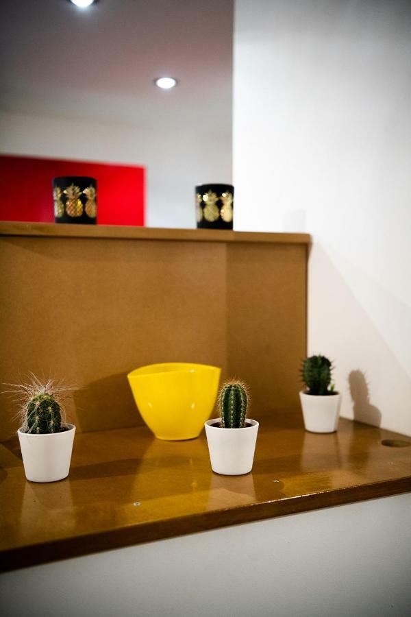 Appartement Denim Nîmes Eksteriør bilde