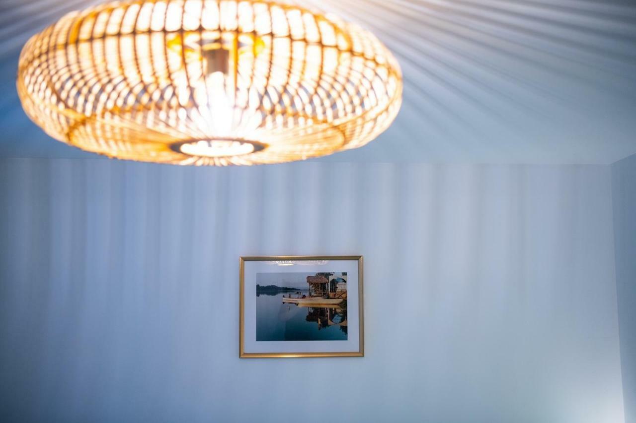 Appartement Denim Nîmes Eksteriør bilde